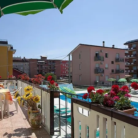 Vianello Hotel 3*