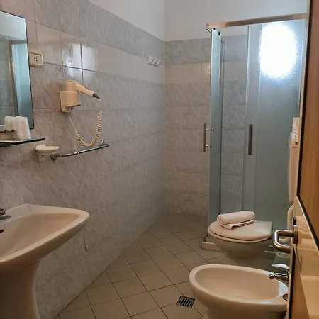 Vianello 3* Τζεσόλο Λίντο