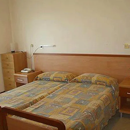 Ξενοδοχείο Vianello 3*